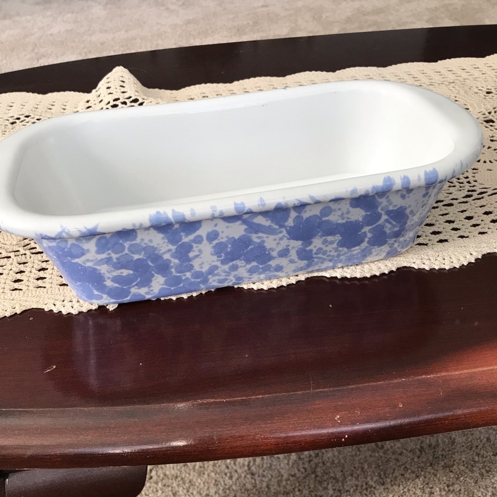 Bennington pottery loaf pan. Dishwasher and oven safe - Picture 3 of 5